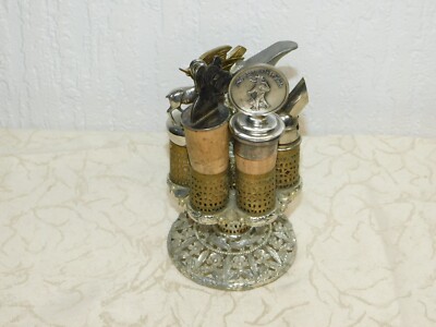 6 pieces of bottle caps and pourers with holder, different patterns!