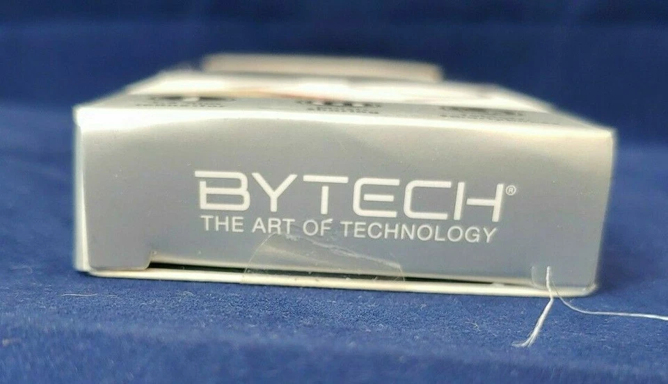 BYTECH UNIVERSAL Y-SPLITTER ADAPTER 3.5mm Connector- Silver (5413-5433) - Image 4 of 4