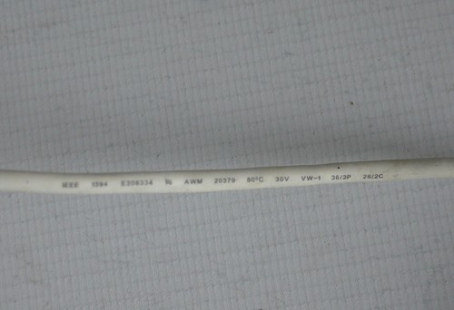 Belkin IEEE 1394 AWM 20379 - 184cm Cable - Picture 7 of 9