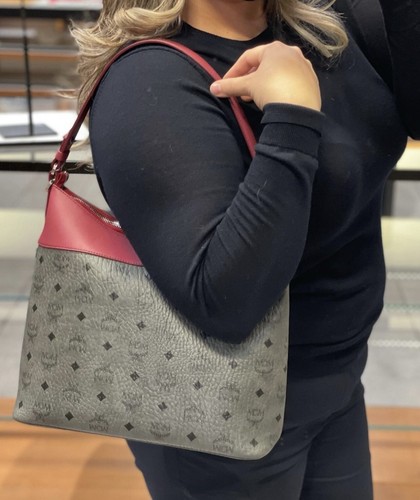 Last One! MCM Medium Klara Monogramm Leder Hobo Bag Brandneu mit Etikett! 875 $ + Steuer - Bild 8 von 9