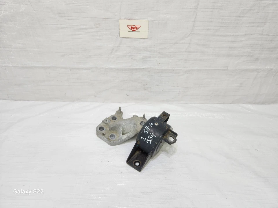 2013-2015 Chevrolet Trax Automatic Transmission Engine Motor Mount w/ Bracket - Imagem 2 de 4