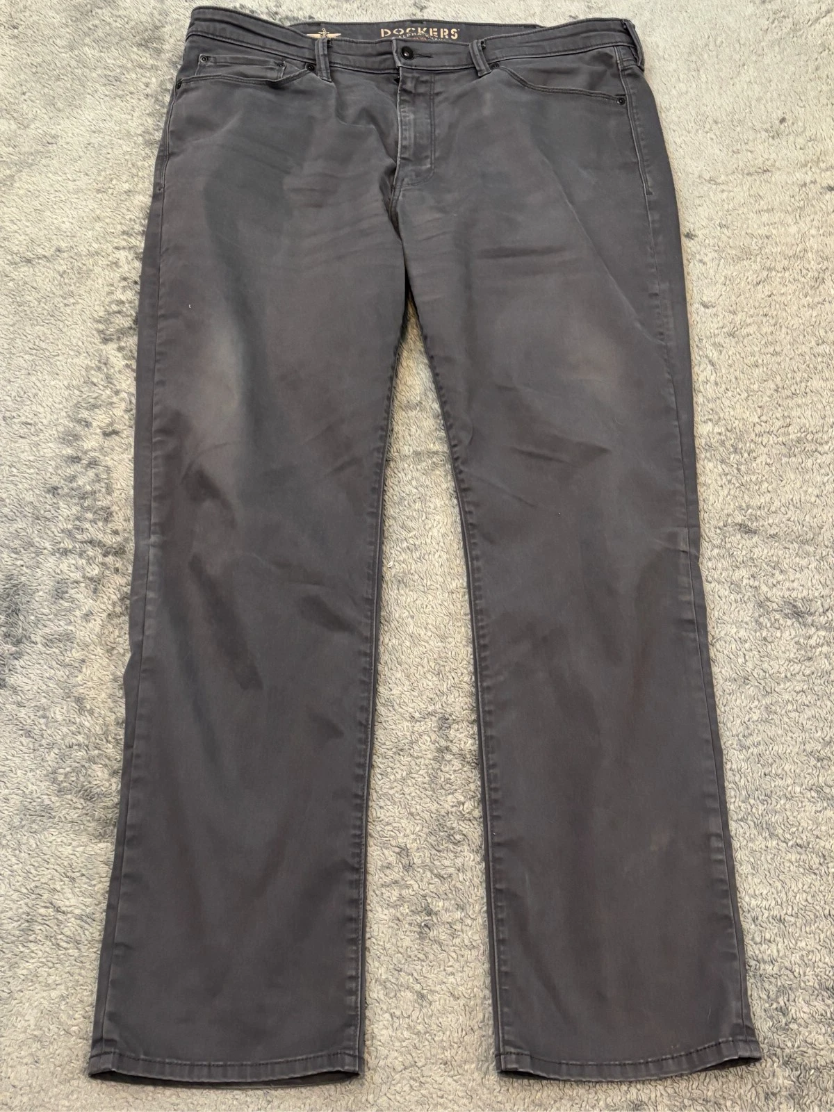 Pantalon Dockers Alpha kaki homme 38x32 gris suprême flex plat devant décontracté