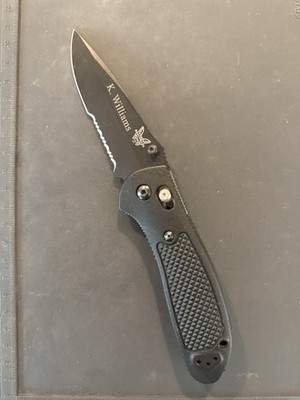 Benchmade 551 USA Mel Pardue S30V Griptilian Black Combo Edge Personalized Used
