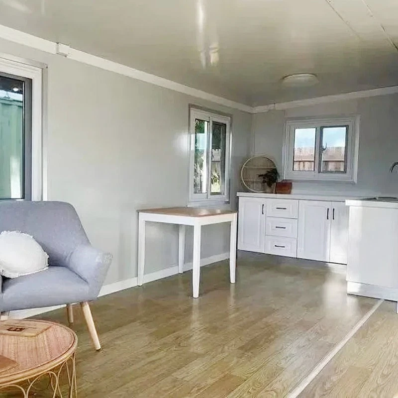 Factory Direct Sales 40FT Expandable Prefab House Anti Rust Prefab Tiny House - Image 4 of 4