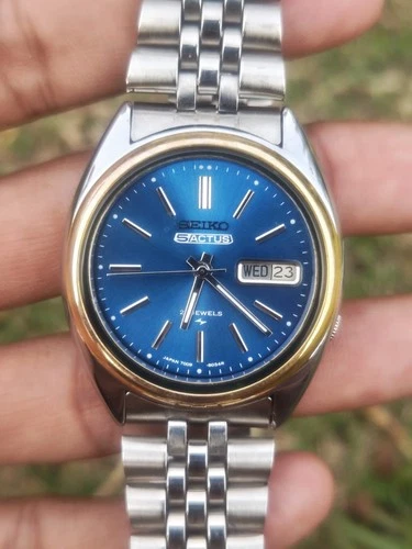 Seiko 5 ACTUS Automatic 7019-8200 Blue Sunburst Dial Vintage Men's Wrist Watch
