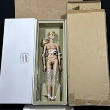 INTEGRITY TOY SASKIA TATE PRESS MAGNATE FR:16 Nude DOLL  16”