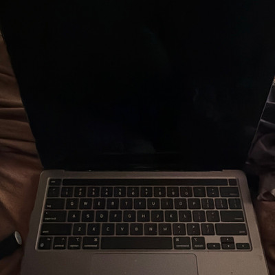 Apple MacBook Pro 13'' A2338 Gray M1 8GB 256GB SSD 2020 Touch Bar Backlit