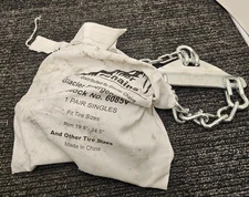 (QTY 2) Glacier Chains 6085V Emergency Truck Chains fits 19.5"-24.5" Rim