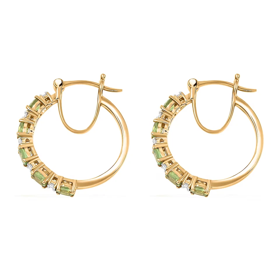 Aretes tipo argolla de diamantes cultivados en granate y laboratorio de 2,50 quilates de oro de 18 quilates sobre plata Foto 3 de 4