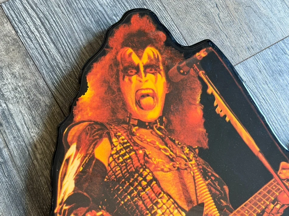 KISS Poster Clock GENE SIMMONS 3FT Love Gun Alive 2 Concert Vintage Kiss Aucoin - Image 2 of 4