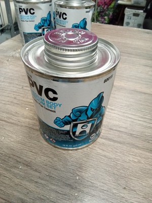4 Cans,  Hercules. 16 Oz.   Clear PVC Medium Setplastic Pipe Cement,    9001