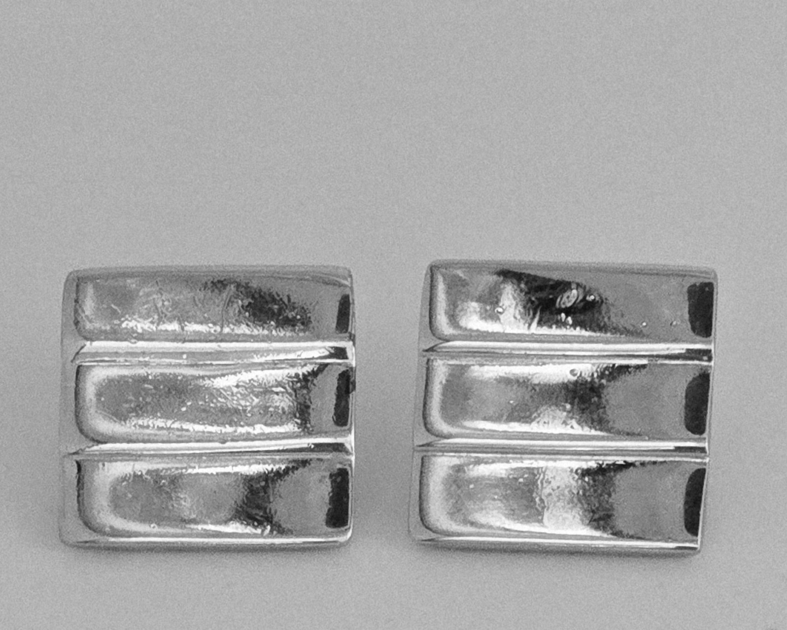 NAPIER THREE TIERED RECTANGULAR DESIGN POLISHED S… - image 1