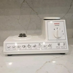 BOSCH MUM 60 40 70 MIXER 