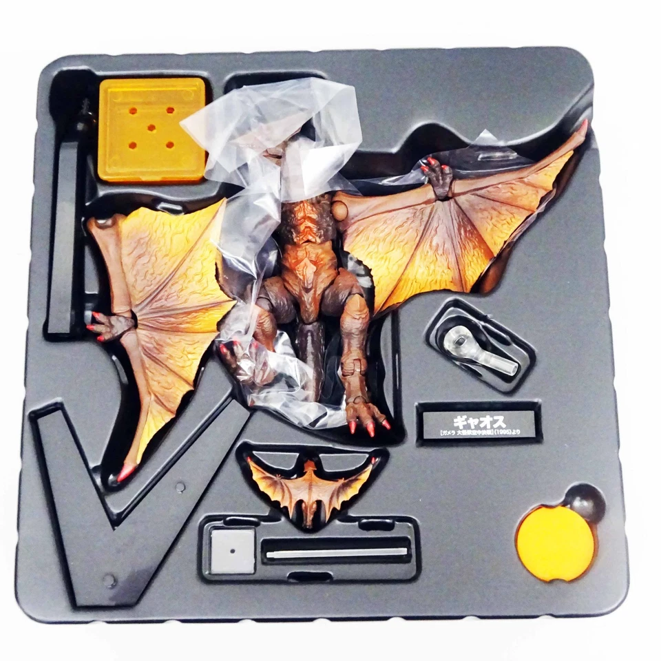 Tokusatsu Revoltech No.007 Cámara Guardián del Universo Gyaos Figura Kaiyodo Foto 2 de 4