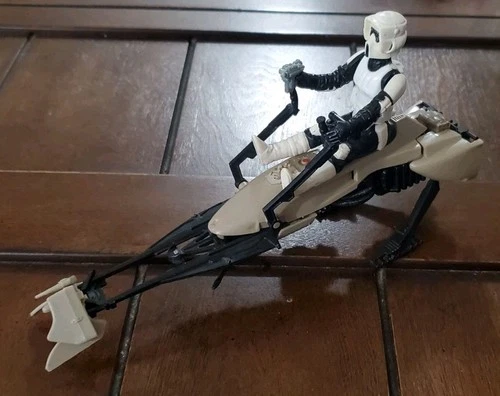 Vintage 1983 Kenner Star Wars SPEEDER BIKE & BIKER SCOUT Trooper w/Weapon Set