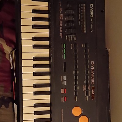 Casio MT-640 Vintage Electronic Keyboard Dynamic Bass Classic 