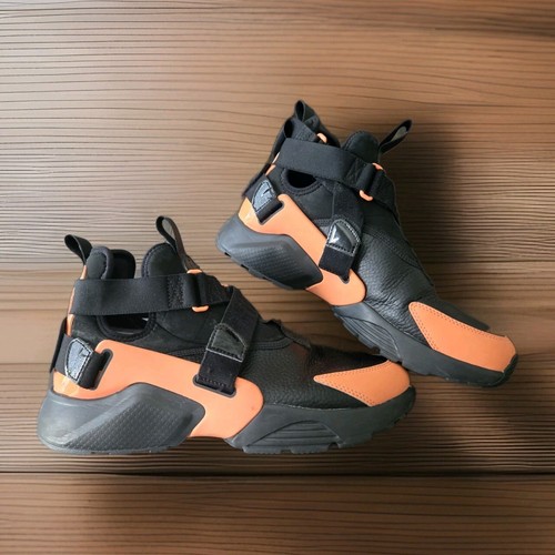 Nike Womens Air Huarache City Utility 'Black Total Orange' Shoes US 9 AQ0085-002