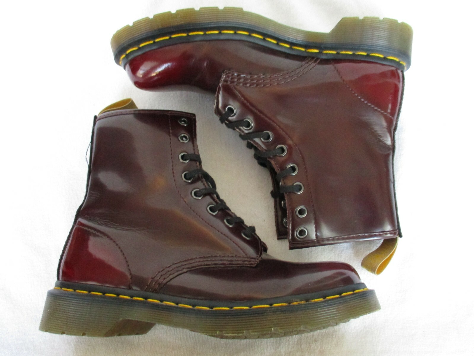 dr martens 14585