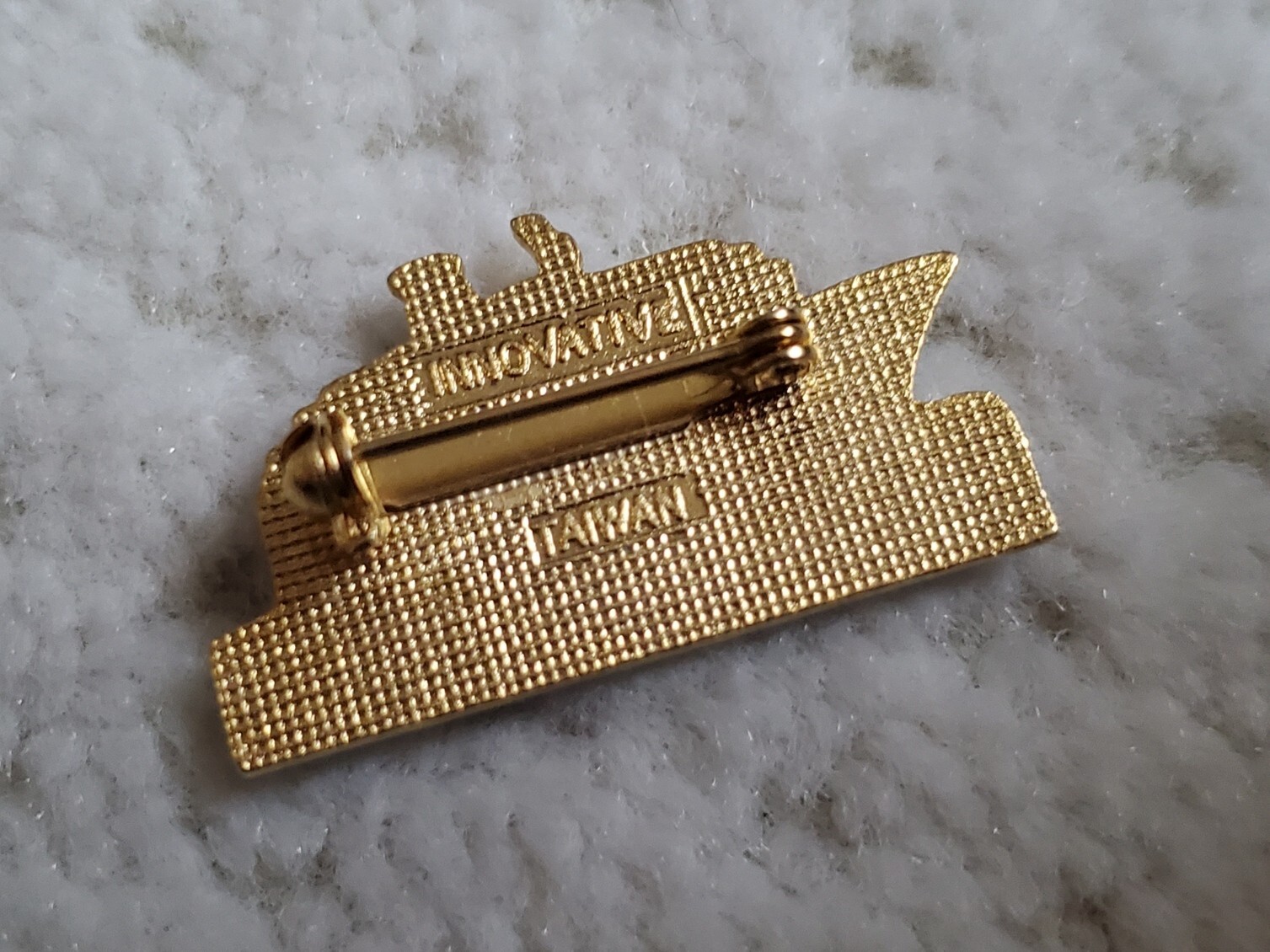 Vintage 1980s BC FERRIES British Columbia Vancouver Canada lapel pin ...