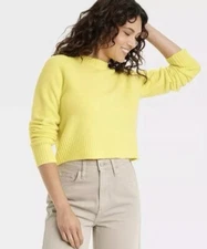 Women's Crewneck Pullover Sweater - Universal Thread RED Medium NWT