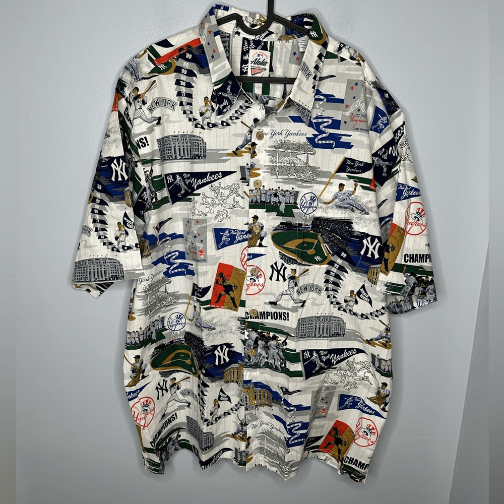 New York NY YANKEES Baseball Reyn Spooner Button Up Hawaiian shirt