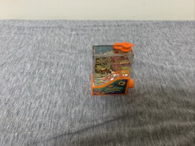 Vintage 2003 Viacom Plastic SpongeBob Push Button Water Toy