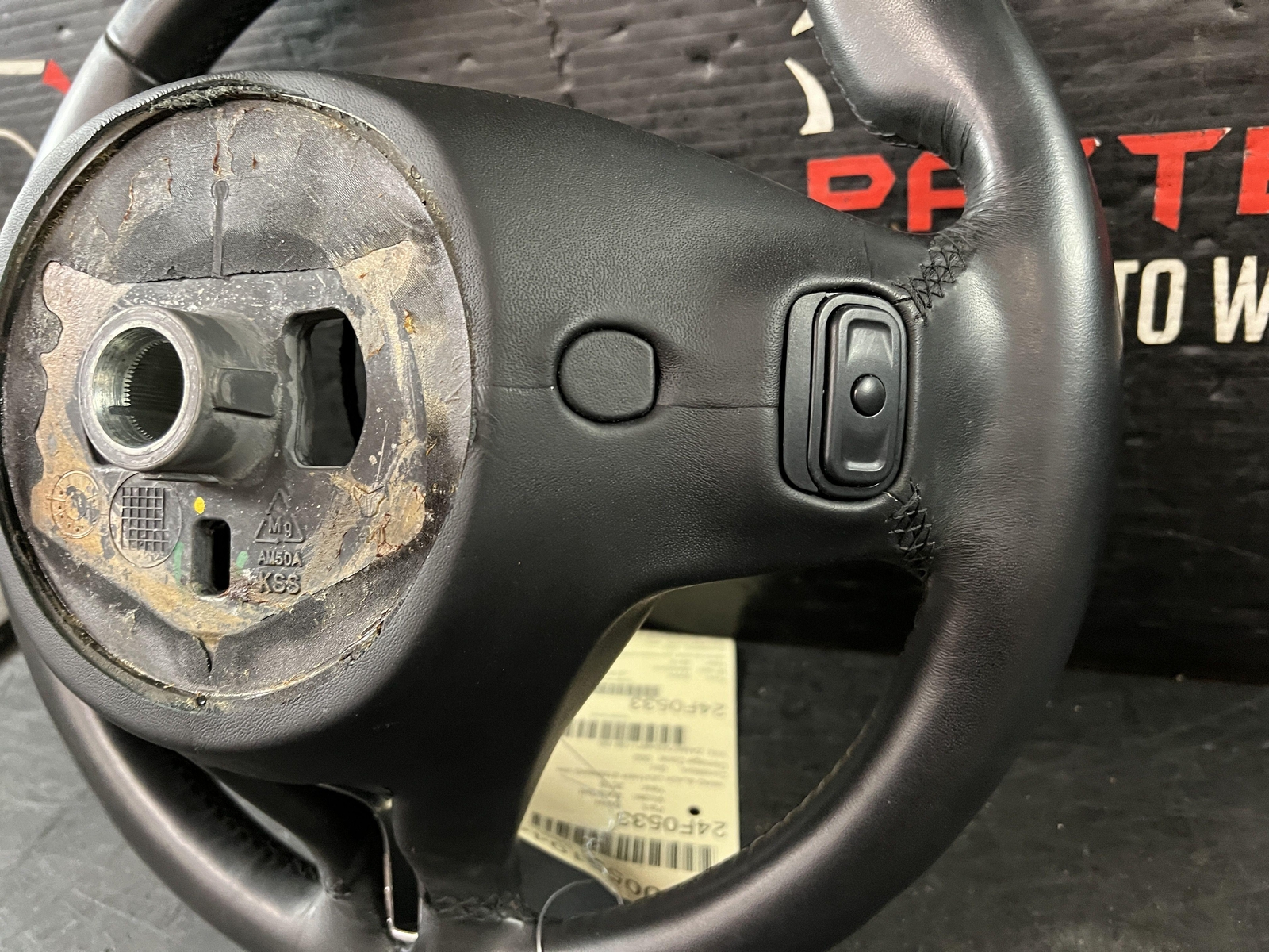 14-17 MASERATI GHIBLI BLACK LEATHER WRAPPED STEERING WHEEL 1033614