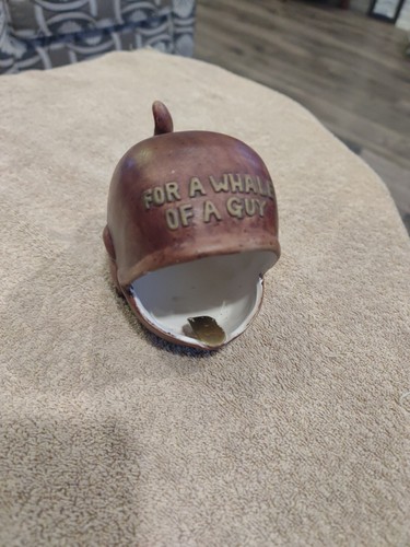 Vtg Mid Century Ceramic Whale Ashtray "For a Whale of a Guy" - Picture 3 of 8