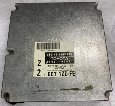1999 00 TOYOTA COROLLA OEM ENGINE COMPUTER BOX 89661 02621
