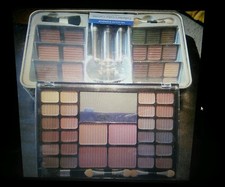 Make-Up Sets - QTY. 2   NEW
