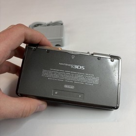 Nintendo 3DS Handheld Video Game Console Black CTR-001 (USA) W Charger US Model