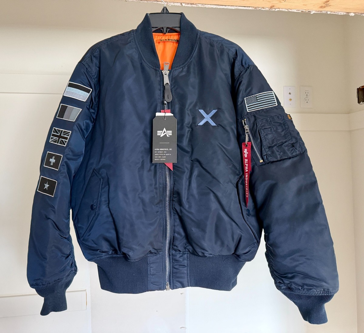 NEW ALPHA INDUSTRIES MA-1 FLIGHT MENS JACKET NYLON BLUE MJM21000C1