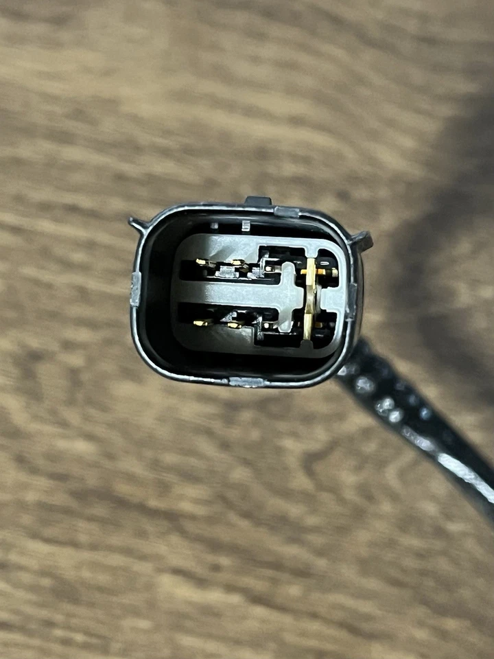 Sensor de oxígeno (O2) NTK 24387 para Ford Lincoln Mazda. Sensor OE, hecho en Japón. Foto 2 de 4