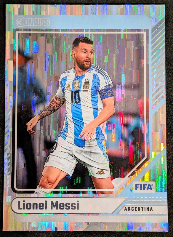 2024 Donruss FIFA #80 Lionel Messi Silver Foil Prizm SP Argentina