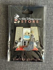 Disney DEC D23 Premiere Season Evil Queen Snow White LE 300 Pin
