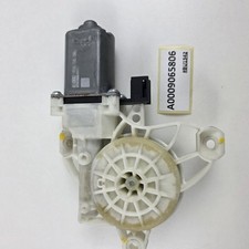 2018-2020 Mercedes-Benz GLB Front Left Door Window Regulator Motor A0009065806