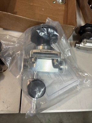 FLUID LINE Diaphragm valve Ga-0110-20-0001 1.5 Sanitary Connector +3/4 Valve New