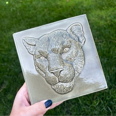 RARE 2005 Gainey Ceramics Designed By Loring Leeds Animal Head Glazed Tile Green