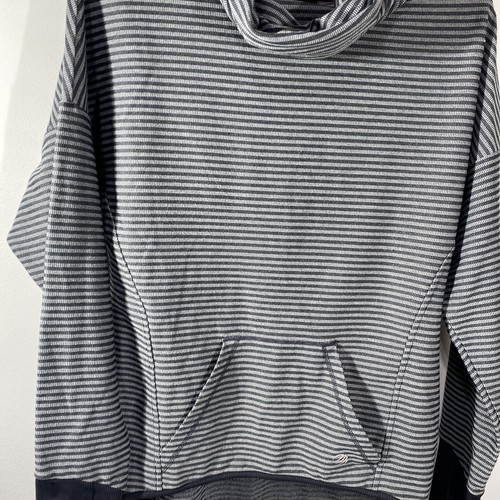 MPG Long Sleeve Workout Shirt Size: MEDIUM Gray Black Striped - Picture 3 of 9