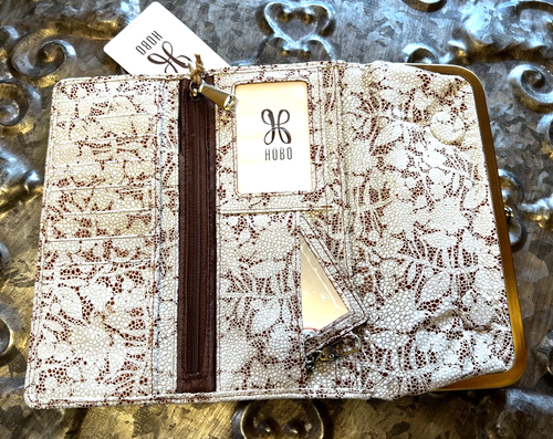 HOBO INTERNATIONAL~RACHEL~Leather Clutch TRIFOLD FRM Wallet~BOTANICAL BEAUTY~NWT - Picture 3 of 8