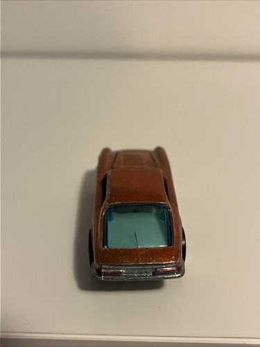 Hot Wheels Redline Maserati Mistral Copper With White interior 1969 - Picture 4 of 9