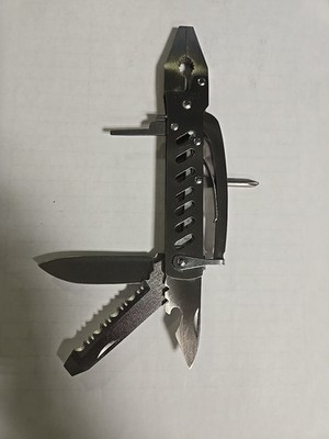 8 in 1 Stainless Steel Folding Multi Tool Pliers Knife Saw Used