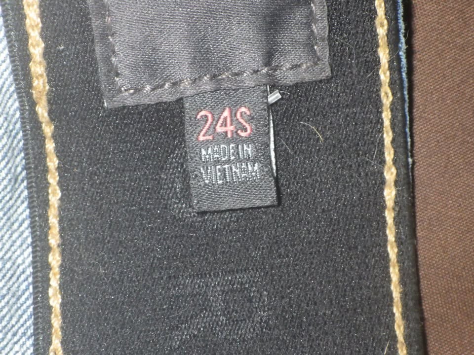 Torrid Plus Size Distressed Bombshell Skinny Jean… - image 6