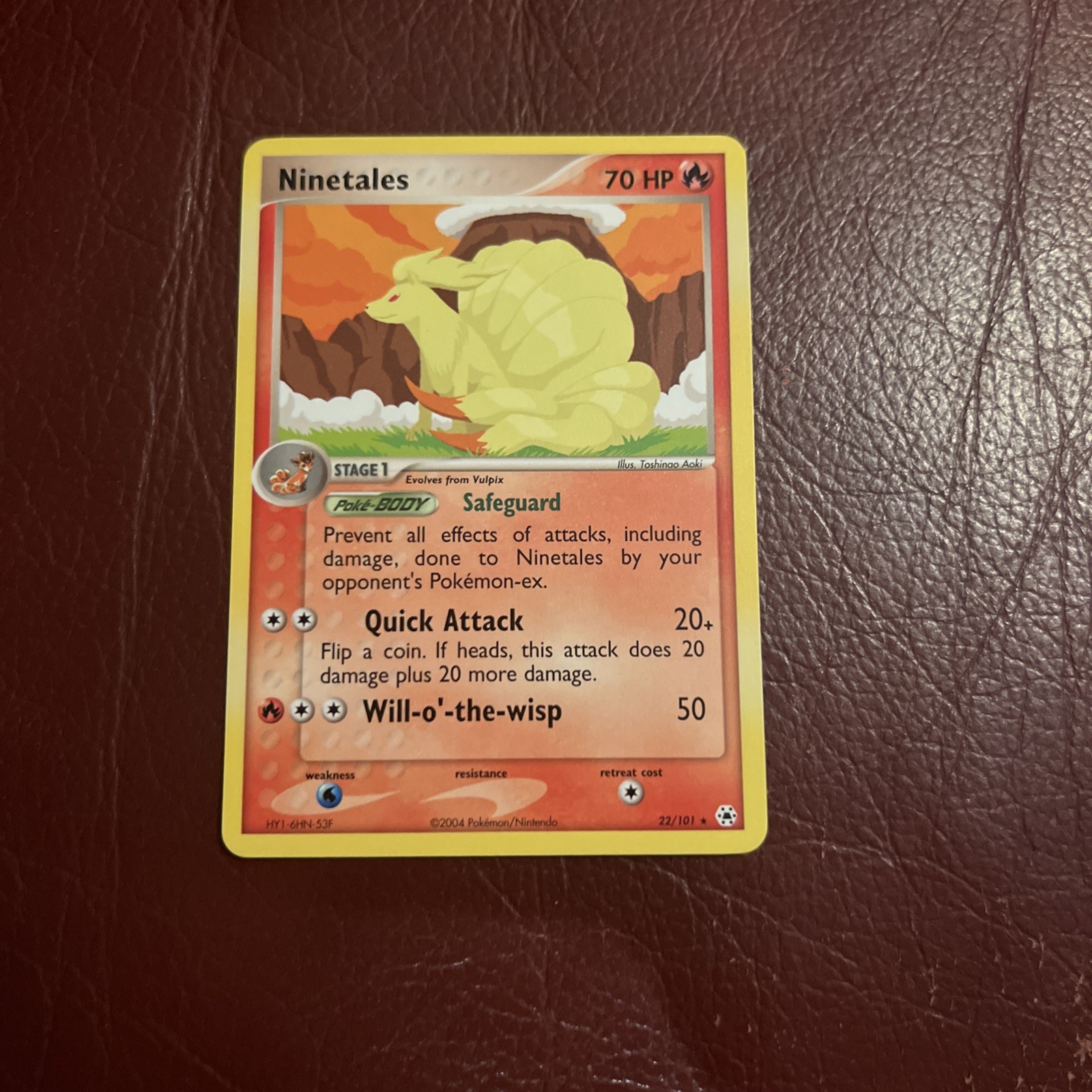 Ninetales 22/101 Hidden Legends Regular