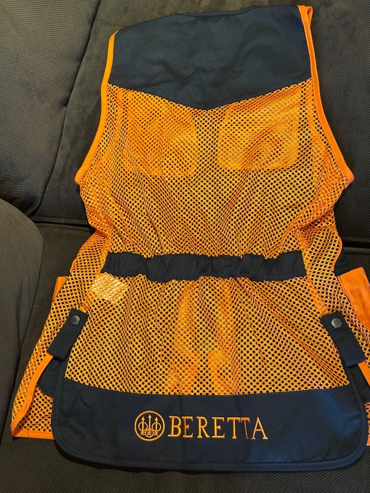 Beretta DT11 Vest Womens Medium Shooting Sporting Clays Vest - Image 2 of 4
