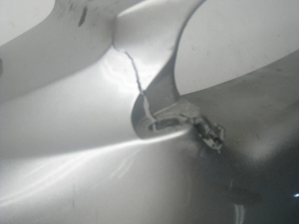 2007 HONDA ST1300 ST 1300 A FRONT FENDER - Image 3 of 4