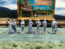 1:64 Scale Miniature People - Resin / unpainted - great for Dioramas #83 Figures