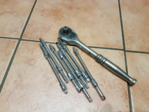 Signet Ratchet set Flexible Screwdriver