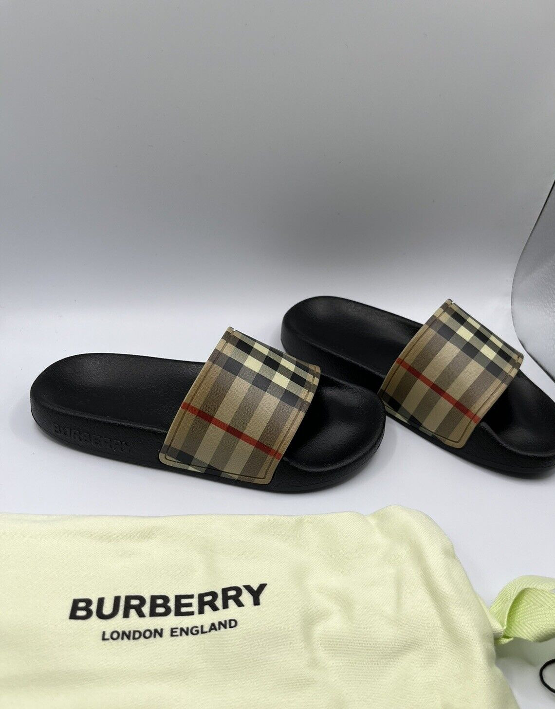 Burberry youth Mini Furley Vintage Check Slide Sandals -child 28 eu / 11 us -new thumbnail 8