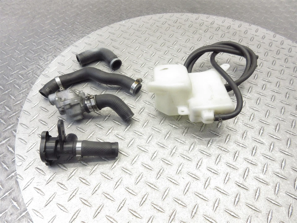 2004 88-07 Kawasaki EX250R Ninja 250R Lot Hose Thermostat Radiator Bottle - Image 2 of 4